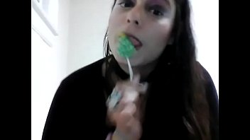 Ginger paris bbw fucks christmas tree