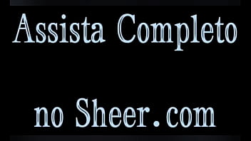 Tocando no rabo da preta