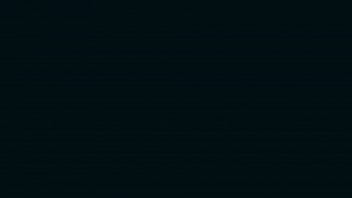 Pós academia com a bucetinha suadinha gozando dentro