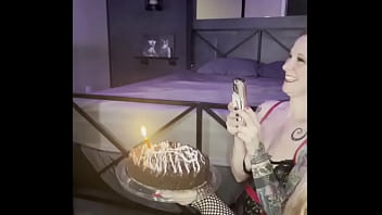 Mistress kora bell & daddy's dark vixen give hubby a birthday double blowjob to remember and kora dominates vixen's pussy