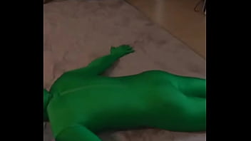 Mi como hago gemir a esta milf