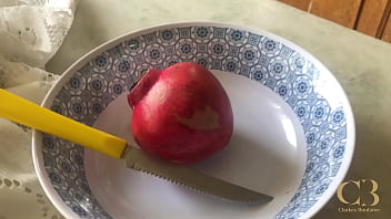 Hot sunday afternoon centro sp deep in her ass and eating pomegranate trailer