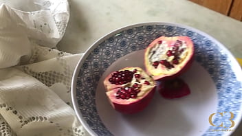Hot sunday afternoon centro sp deep in her ass and eating pomegranate trailer