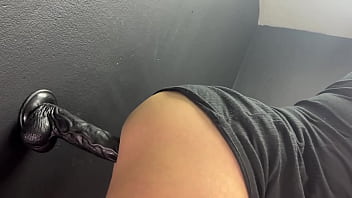 Quase fui pega brincando com o meu bbc no escritório