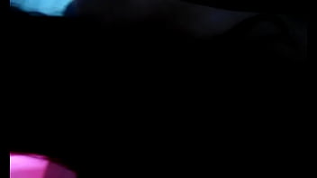 Ch2 usando tanga morada