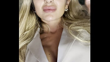 Perfect blonde girl wants u to stay