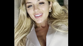 Perfect blonde girl wants u to stay