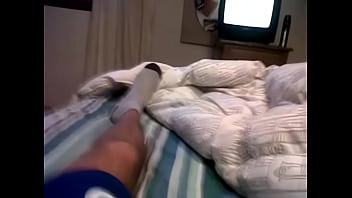 Argentino Cordobes Se Hace La Paja En La Cama thumbnail