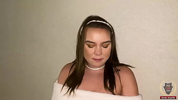 Fiji falzz slurps rome’s bbc after taking it deep ass to mouth