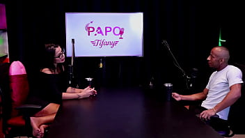 Negão coloca a mulata safada e deliciosa pra mamar gostoso em seu pau grande negro top oficial watch sheer red