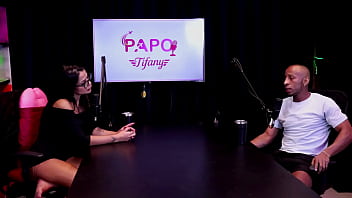 Negão coloca a mulata safada e deliciosa pra mamar gostoso em seu pau grande negro top oficial watch sheer red