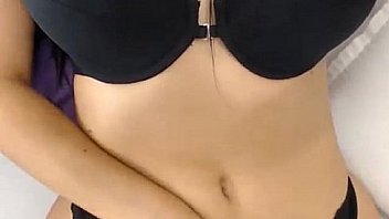 Like if this playhotcam brunette stunner cant be any more busty teasing