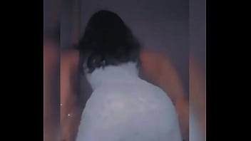 La chica que te complace