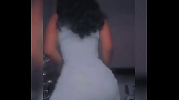 La chica que te complace