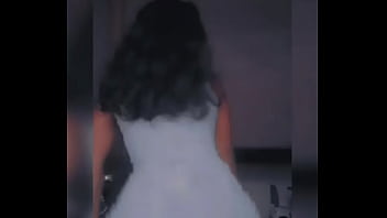 La chica que te complace