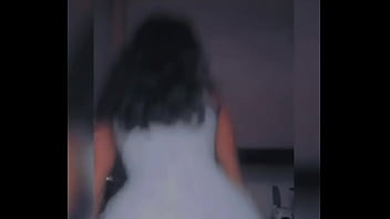 La chica que te complace