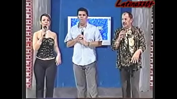 Wendy vargas shaking it up