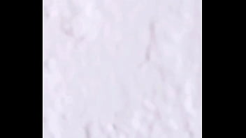 Baiser à fond en levrette sur le canape du voisin et il jouie sur mon cul