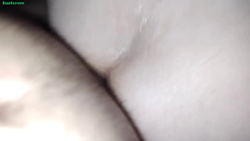 Aí meu cuzinho caralho essa não é minha buceta porra tira tira Aí meu cuzinho caralho essa não é minha buceta porra tira tira