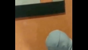 Caiu na net em todos jornais mulher vai assalta e faz sexo com dono da casa