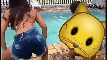 Longe do marido fico assim