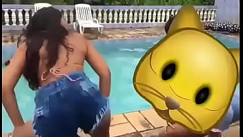 Longe do marido fico assim