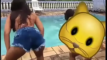 Longe do marido fico assim