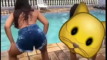 Longe do marido fico assim