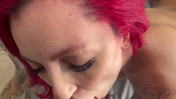 Banho de porra na vagabunda da minha madrasta coitado do corno do meu pai