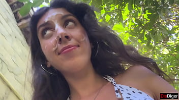 Hottie sucks my dick on a public beach and walks along the shore with cum on her face cumwalk