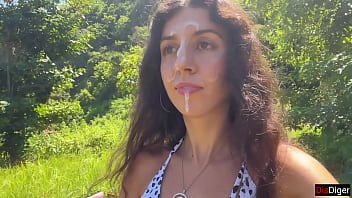 Hottie sucks my dick on a public beach and walks along the shore with cum on her face cumwalk