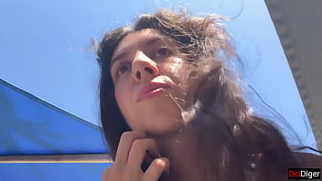 Hottie sucks my dick on a public beach and walks along the shore with cum on her face cumwalk