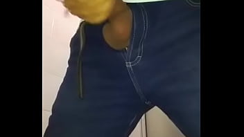 Chavo Mexicano Jalandose La Verga thumbnail