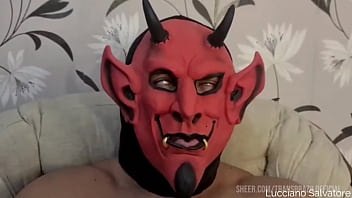 Halloween da sacanagem com mirela mansur na cama dela o único que conseguiu foder essa gostosa na própria cama