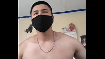 Preparándome para mi cita con una mayor