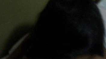 Cachando a una joven ileña