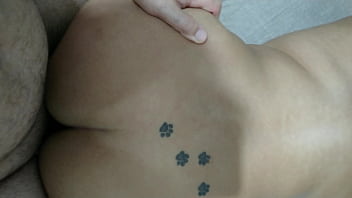 Socando na xota da minha fêmea