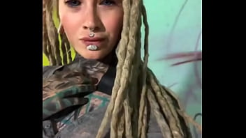 What do you think of the psyland25 scenery for a tattoo model photoshoot #tattoophotoshoot #psyland25 #model #tattooodel