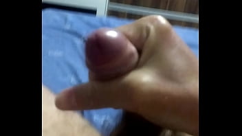 Quero uma buceta bem molhada