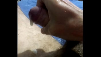 Quero uma buceta bem molhada