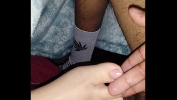 Toes feet footfetish cum