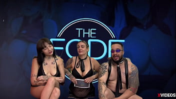 Estreando no the fode com casal dna a novinha grazi sabbath a safadinha apronto muito e quis ser fodida logo cheia de fogo