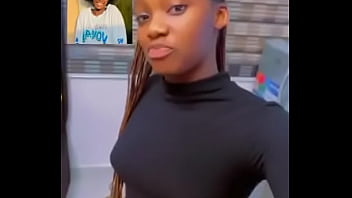 5 second's twerk from lolly