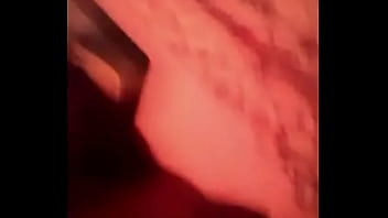 Teen muestra su cuerpo para todos