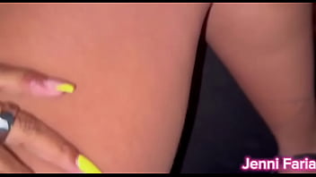 Gostosas safadas brincam no glory role na casa de swing e se acabam no pau