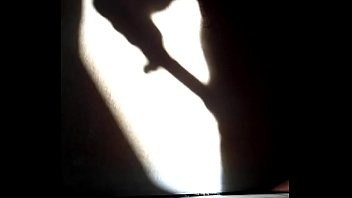 Ombres chinoises masturbation