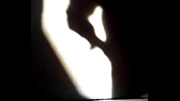 Ombres chinoises masturbation