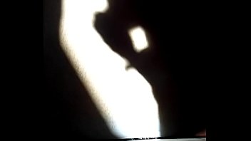 Ombres chinoises masturbation