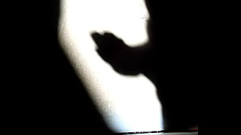 Ombres chinoises masturbation