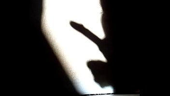 Ombres chinoises masturbation